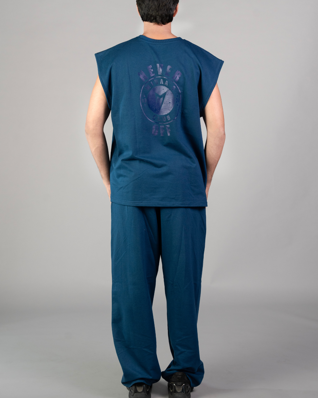 Velocity Tee & Track