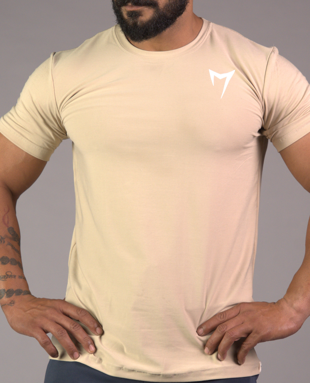 Core Stride Tee - Almond