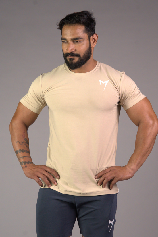 Core Stride Tee - Almond